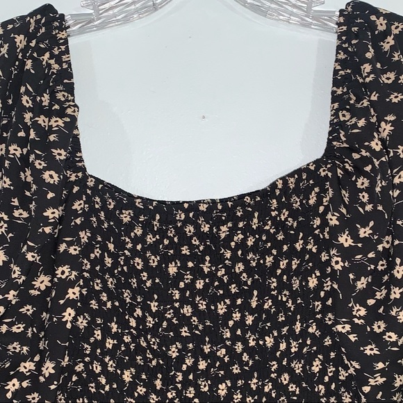 SHEIN Size Small floral dress off the shoulder - Picture 9 of 10